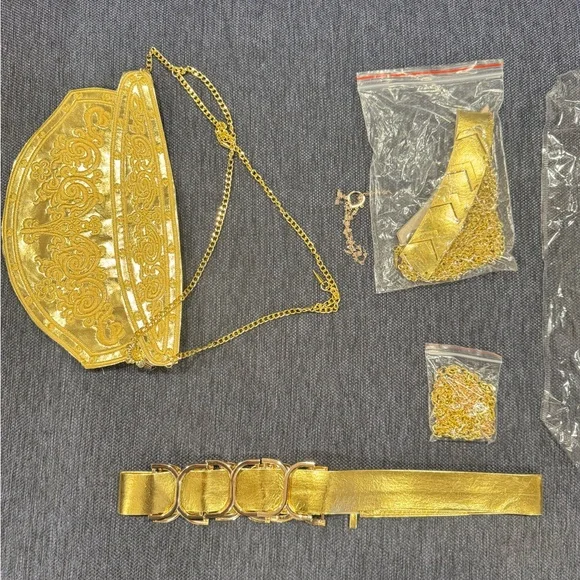 BRAND NEW K-pop Demon Hunters Girls Rumi Costume Size 130 - Picture 6 of 13